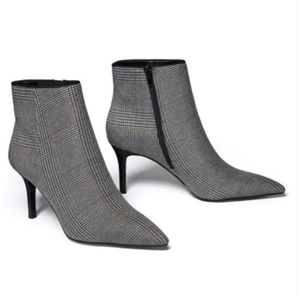Cabi Dandy Plaid Zip Up Heeled Ankle Boots Size 9